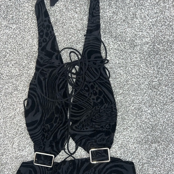 I am Gia black xs top - Picture 5 of 8